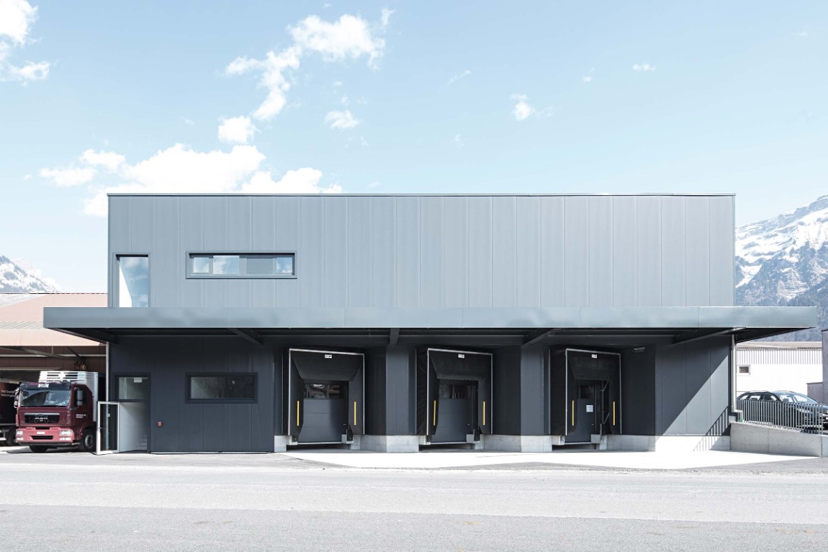 Bild: Erweiterungsbau Lager und Kühllager