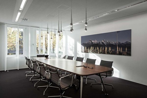 Projekte-Raiffeisen-Sitzungszimmer.jpg